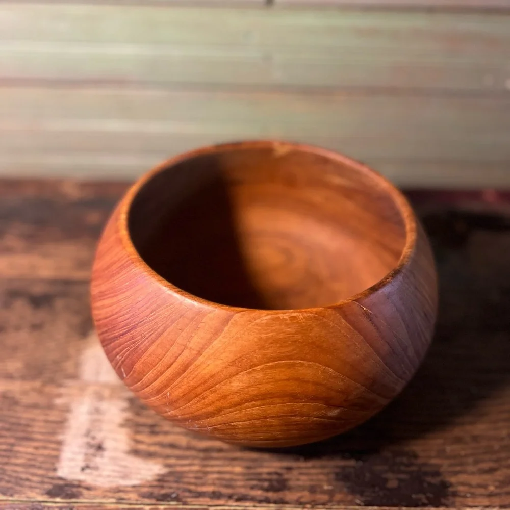 Bowl - Picture 3 of 3
